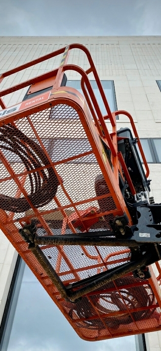 Usizo cleaning and maintenance services